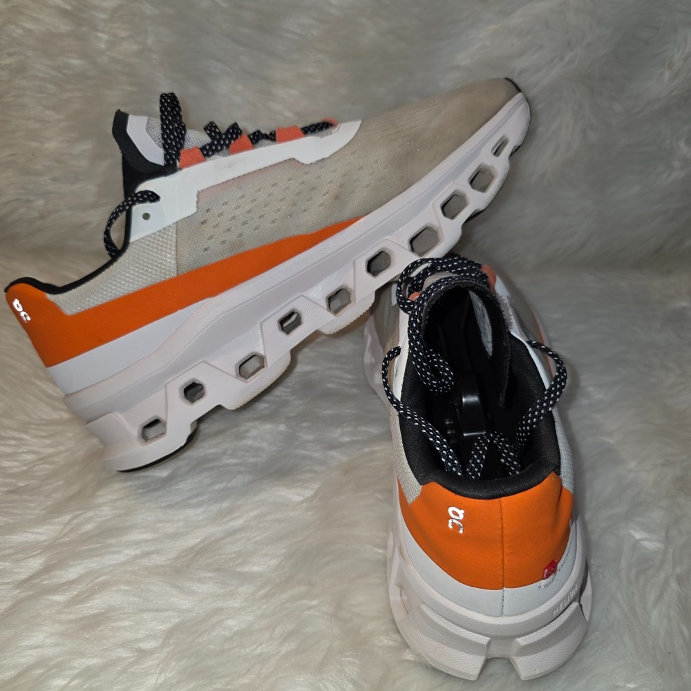 Size 9 - Cloudmonster Undyed White Flame View 4
